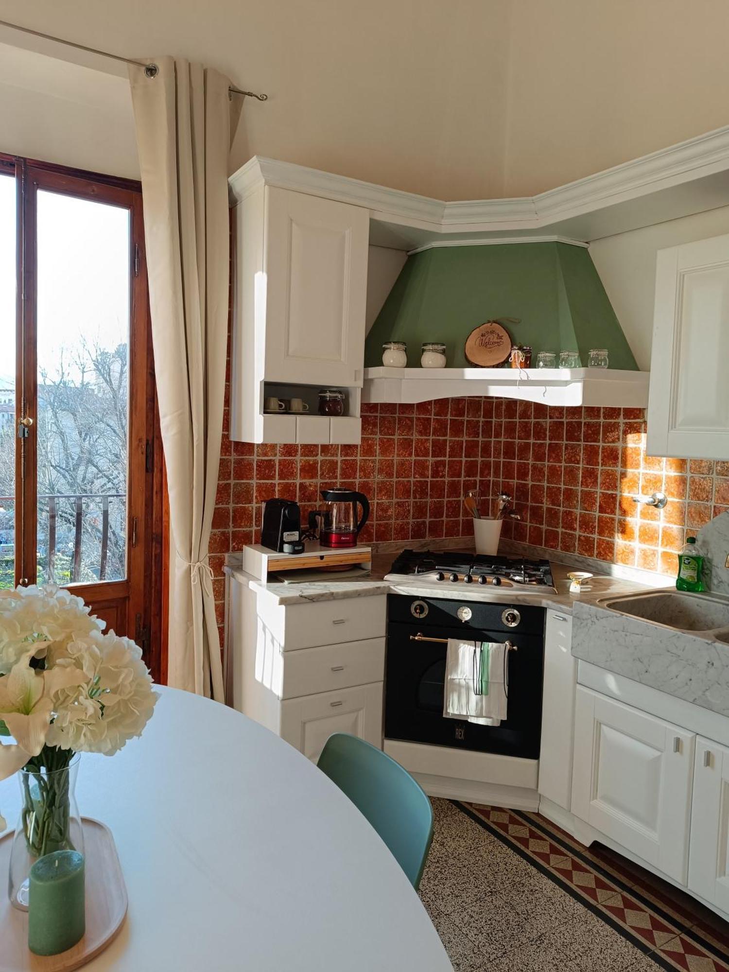 Florence Castle Apartment 2 Bedrooms, 2 Bathrooms Экстерьер фото
