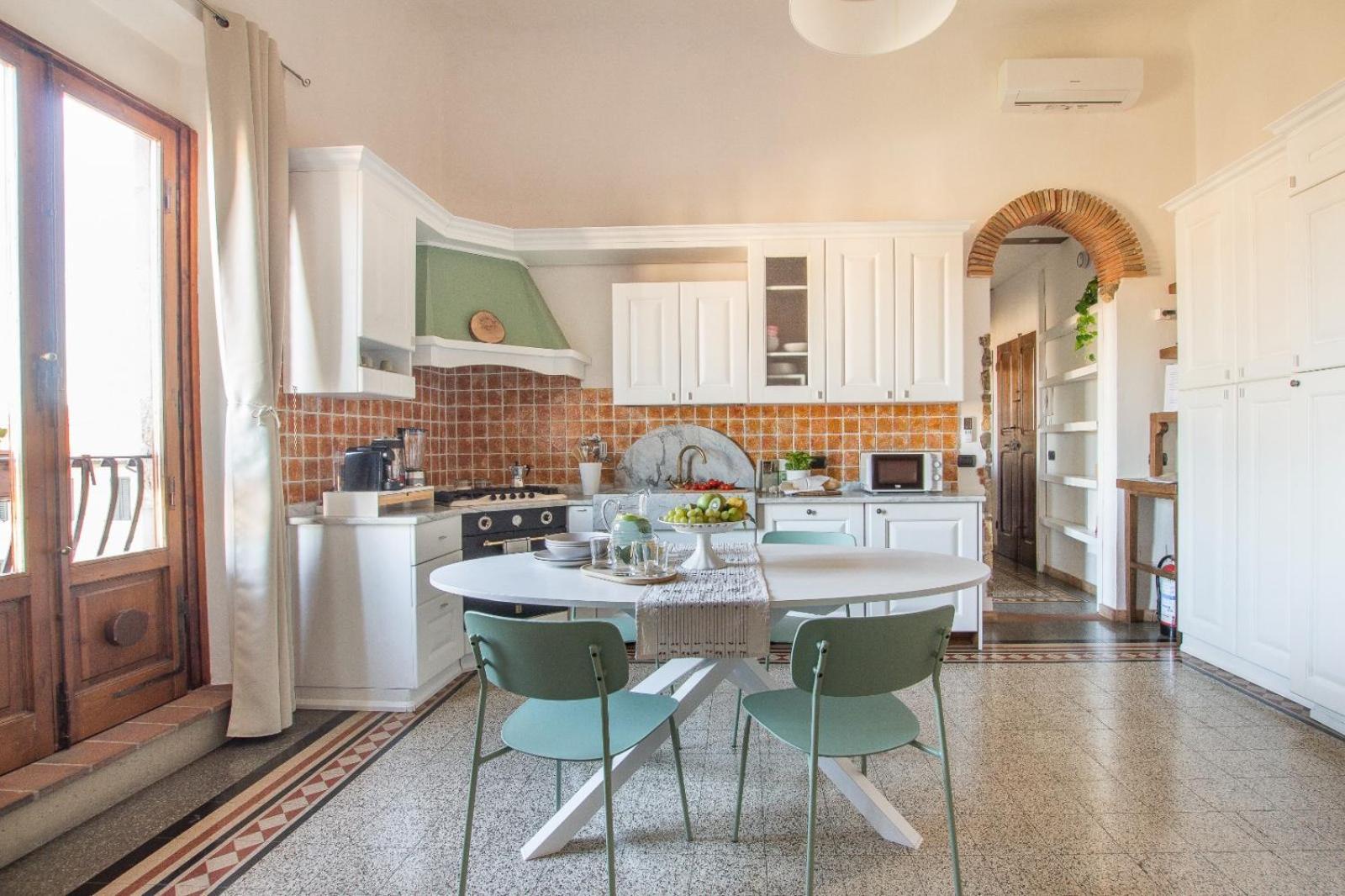 Florence Castle Apartment 2 Bedrooms, 2 Bathrooms Экстерьер фото
